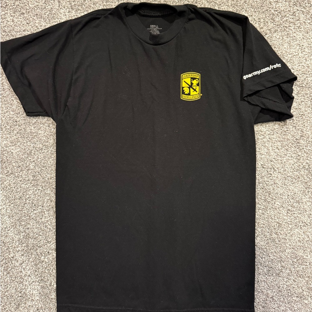 U.S. Army T-Shirt Small Black Leadership Excellence Physical Training PT Workout